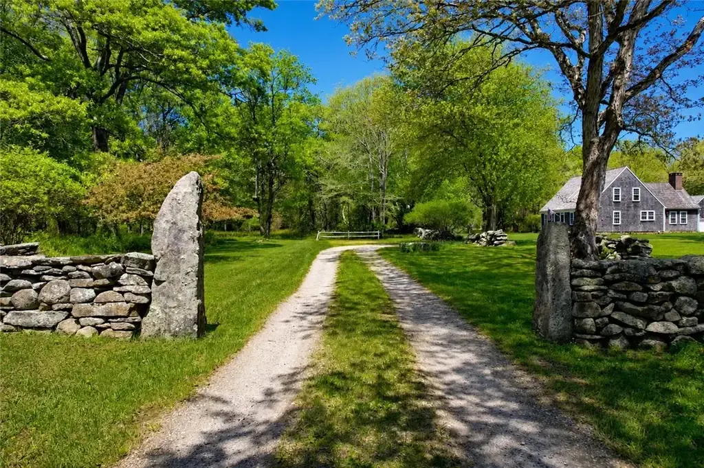 307 Stony Fort Rd, North Kingstown