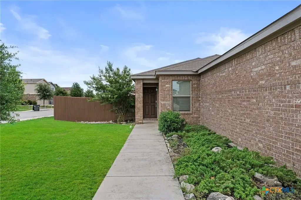 2098 Wind Chime Way, New Braunfels