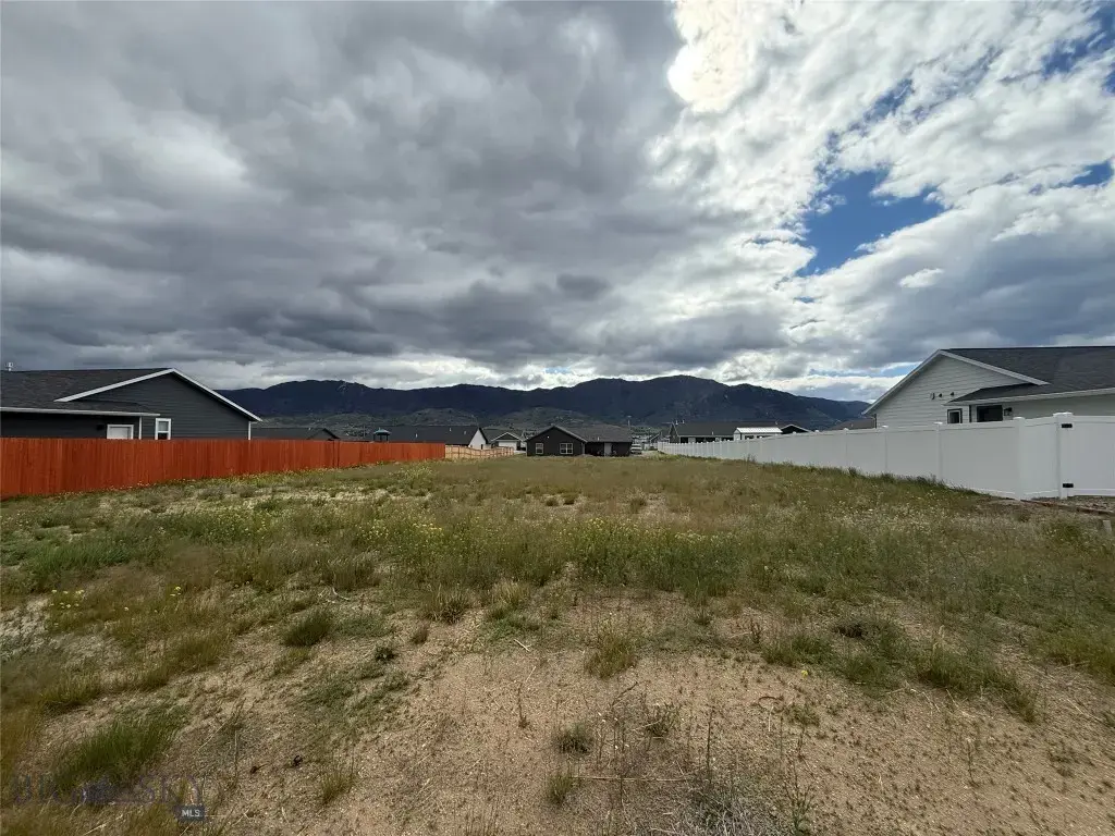 #55 Avon Circle, Butte