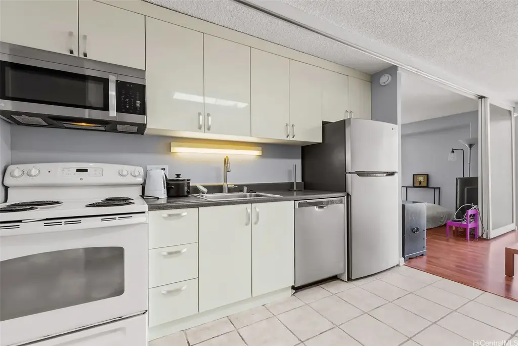 1655 Makaloa Street # 1214, Honolulu