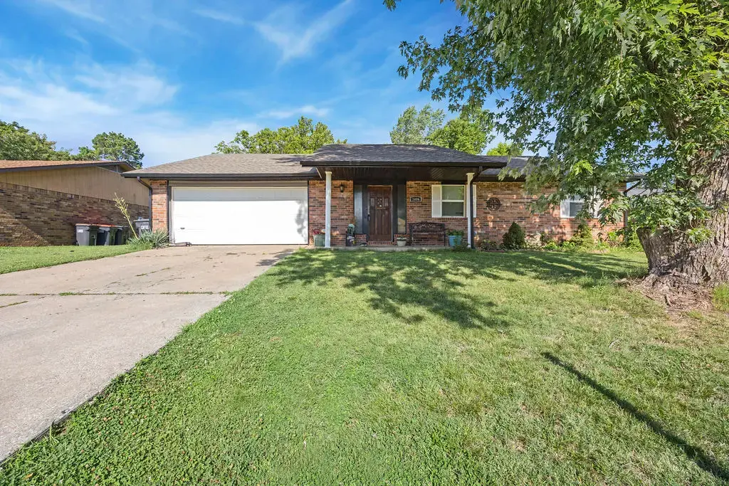 1406 Daline Street, Springdale