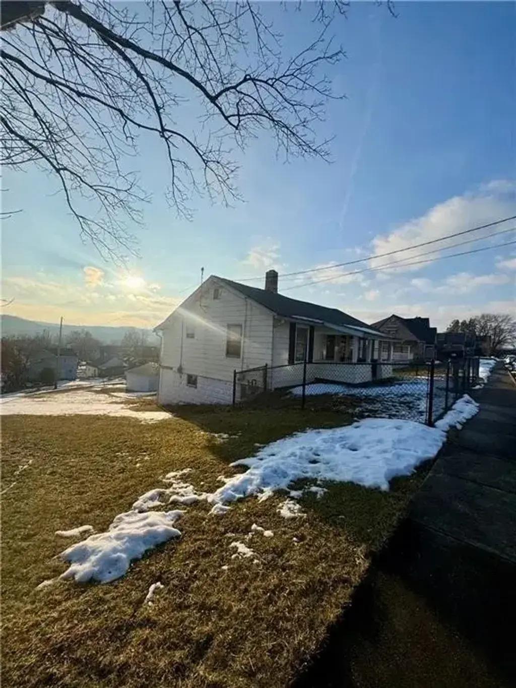 380 Monroe Avenue , Leechburg Boro