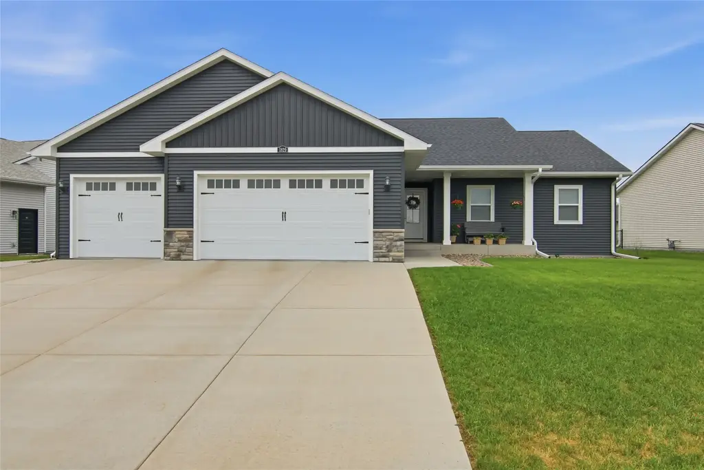 1829 Tucker Trail, Eau Claire
