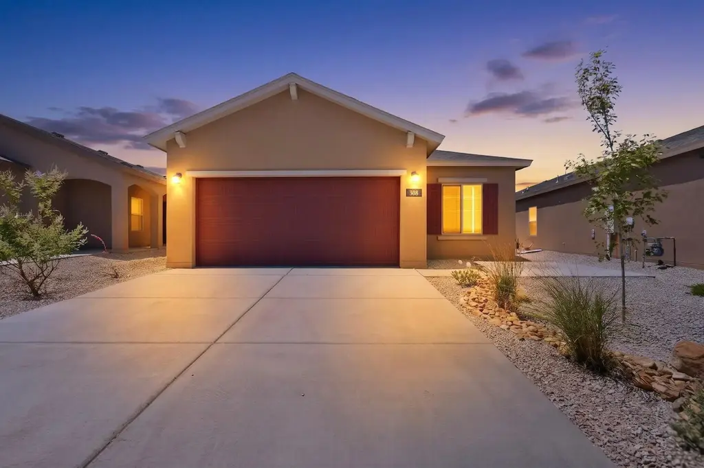 308 Prism Avenue Sw, Rio Rancho