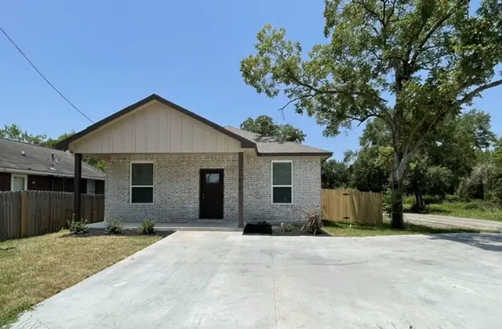 1210 E Martin Luther King Jr Street, Bryan