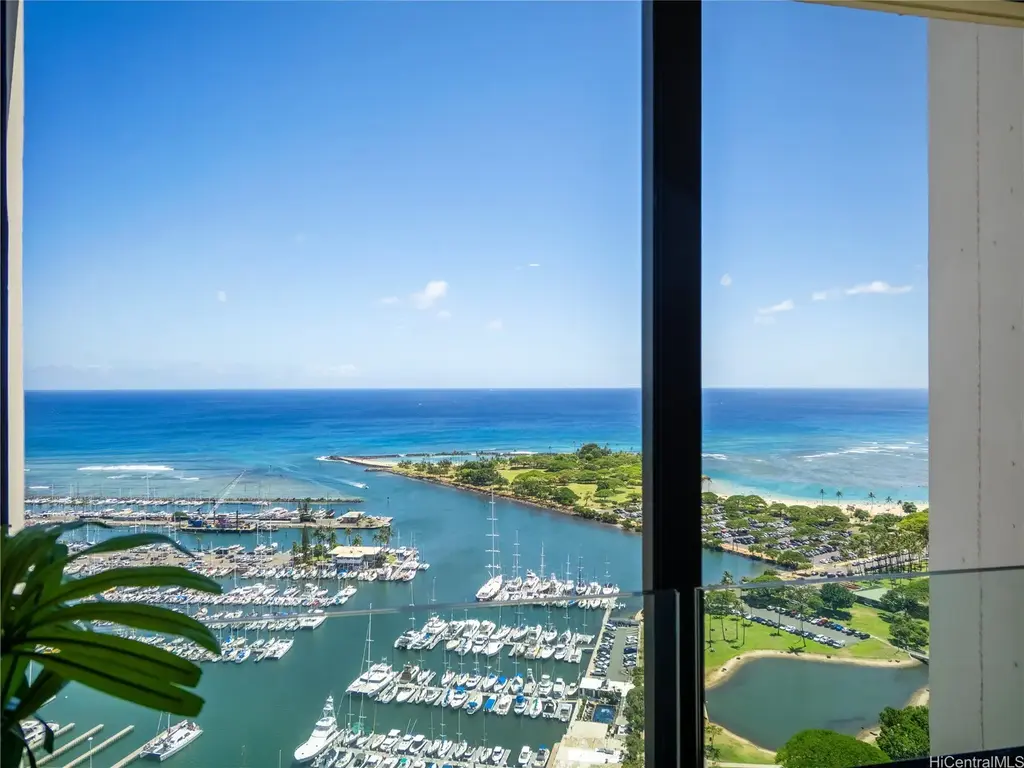 1600 Ala Moana Boulevard # 3900, Honolulu