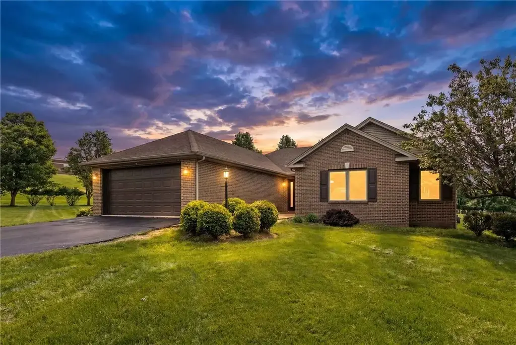 108 Winfield Manor Drive , Adams