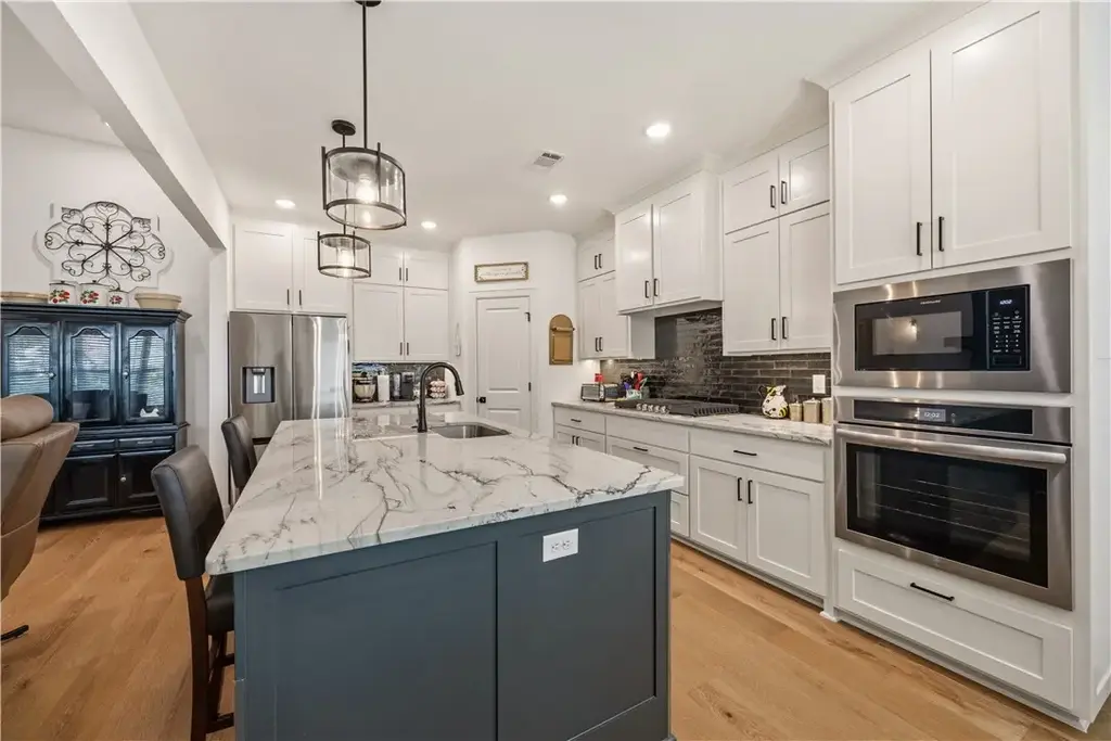 1110 Whistler Street, Bentonville