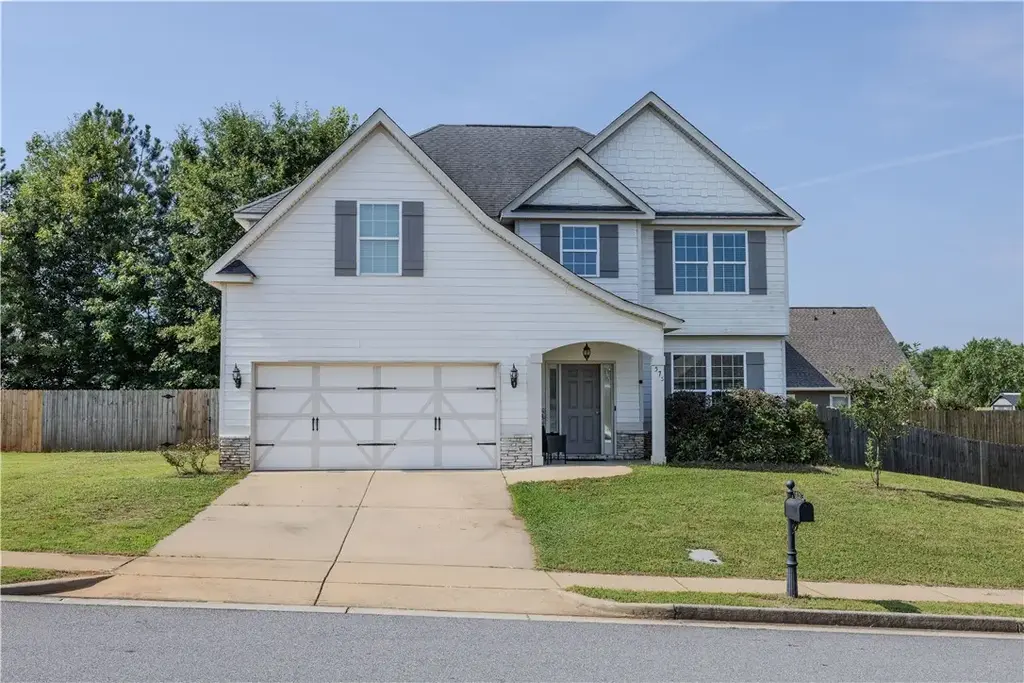 575 Northbrook Dr, Opelika