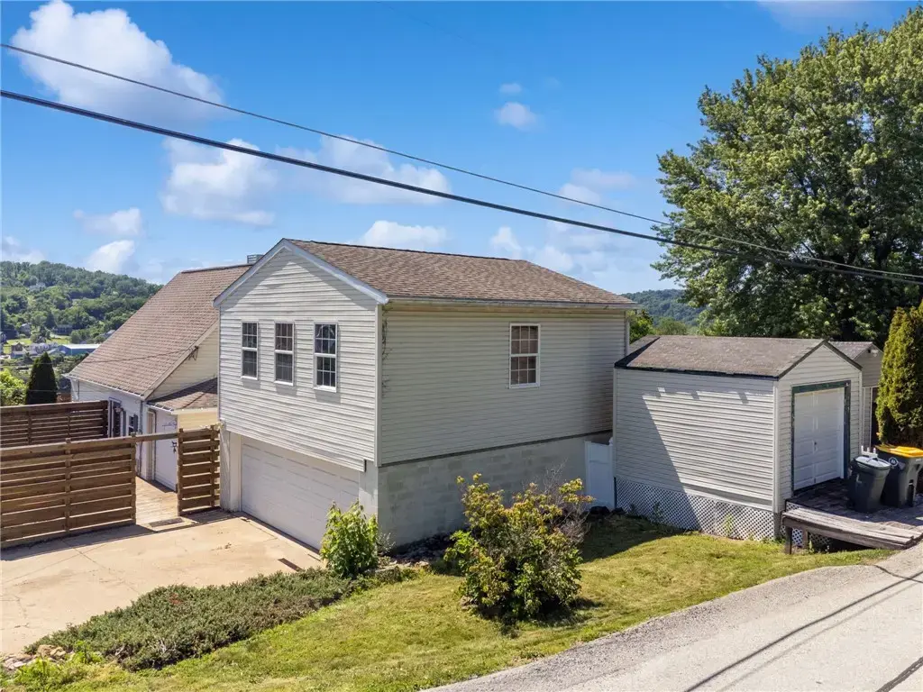 512 5th Street, Rostraver