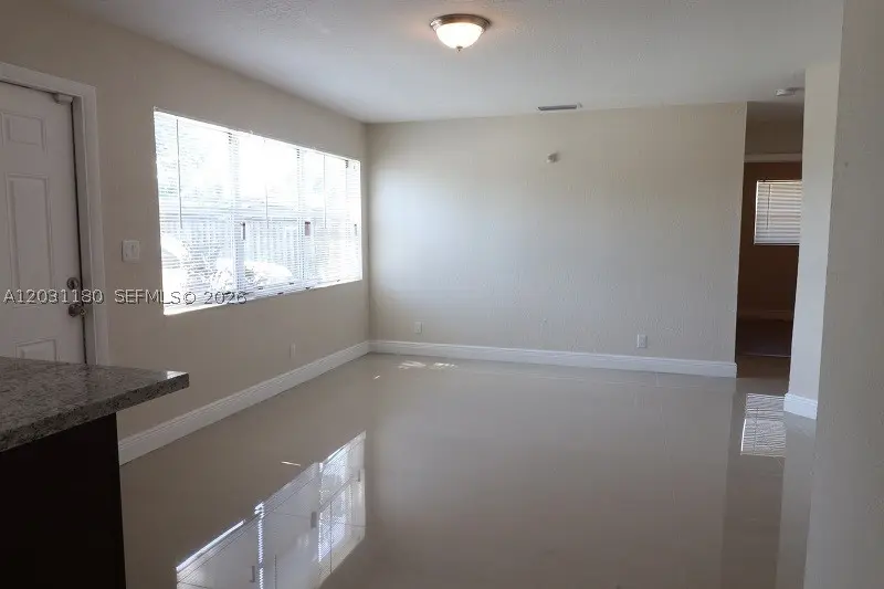 5 of 18 - 1861 Nw 59th Way, Sunrise, FL