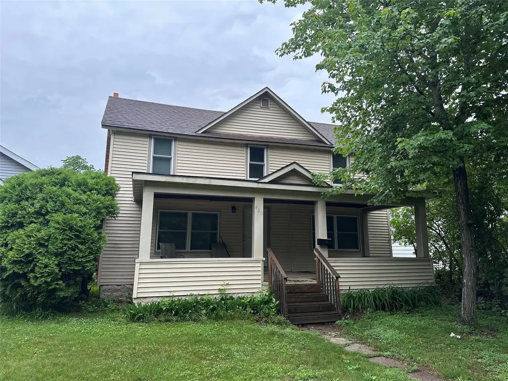 420 1st Avenue, Eau Claire