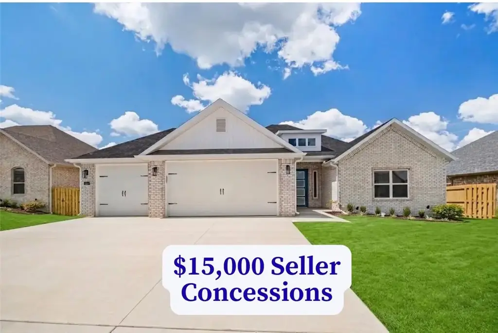 2300 Charles Street, Pea Ridge