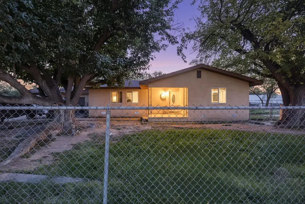 3473 Main Street Se, Los Lunas