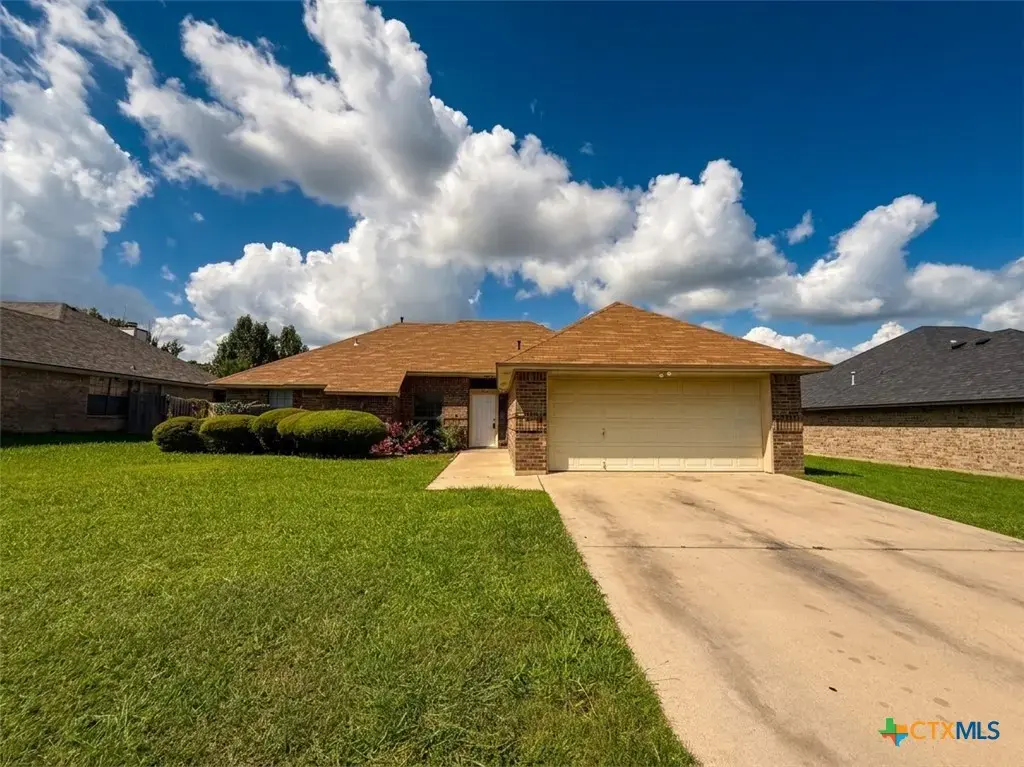 1815 Diana Lane, Harker Heights