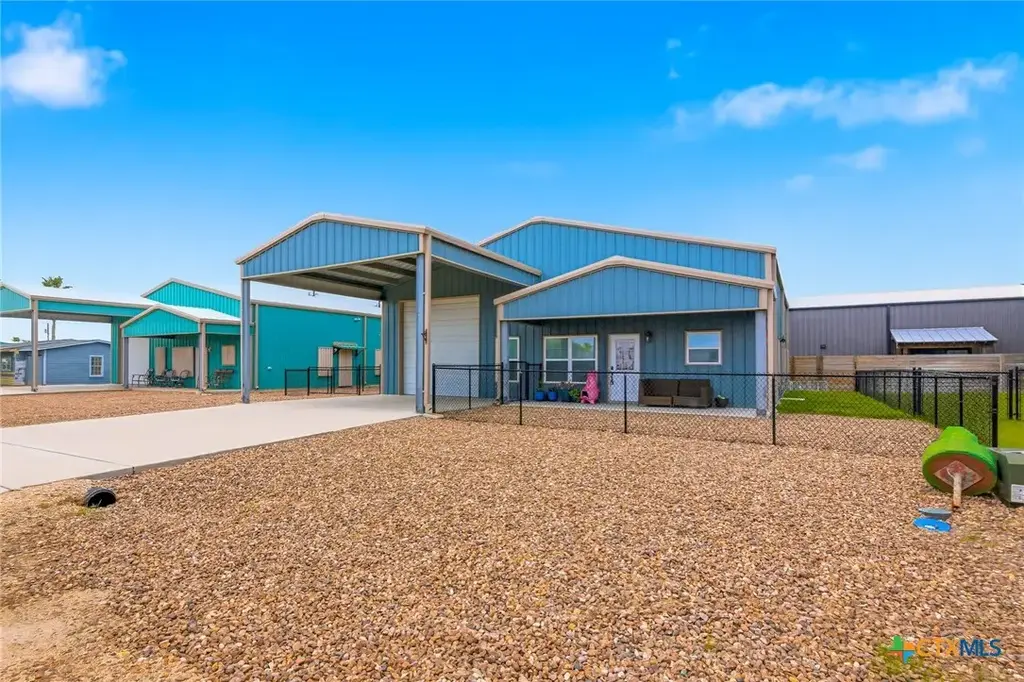 27 Marlin Azul Lane, Port O'Connor