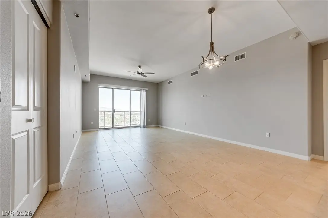 8255 Las Vegas Boulevard 1120, Las Vegas