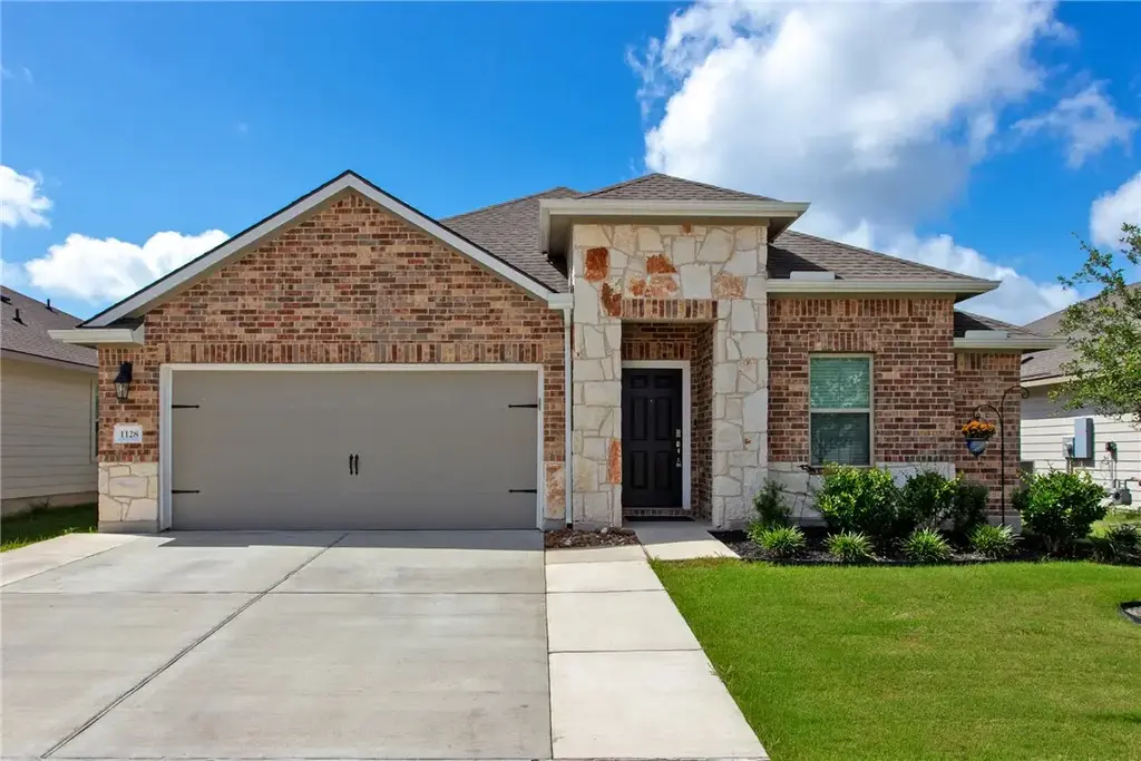 1128 Kennesaw Drive, College Station