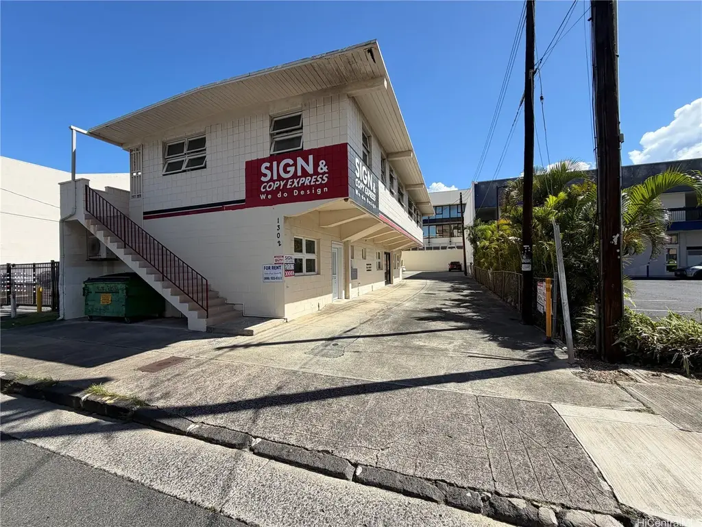 1302 Young Street, Honolulu