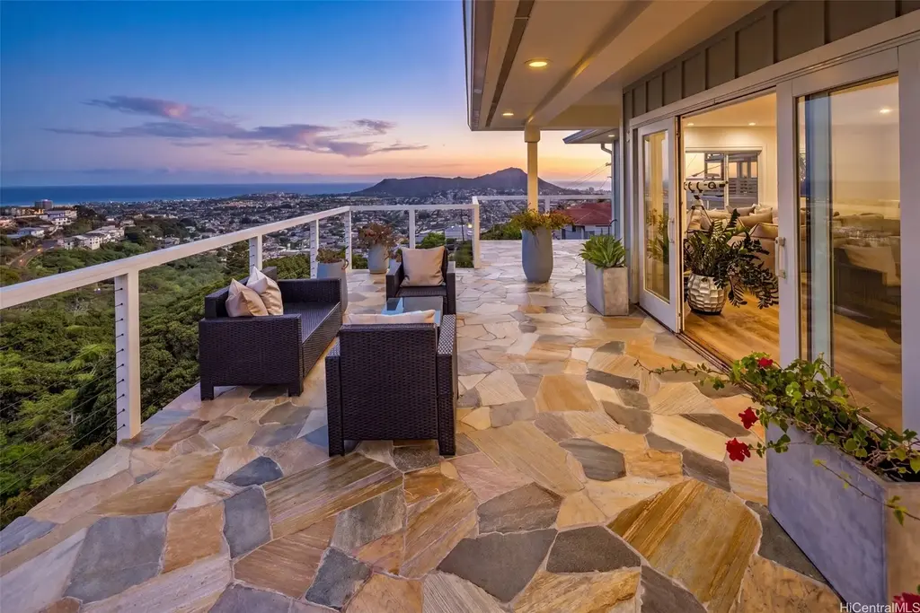 1717 Iwi Way, Honolulu