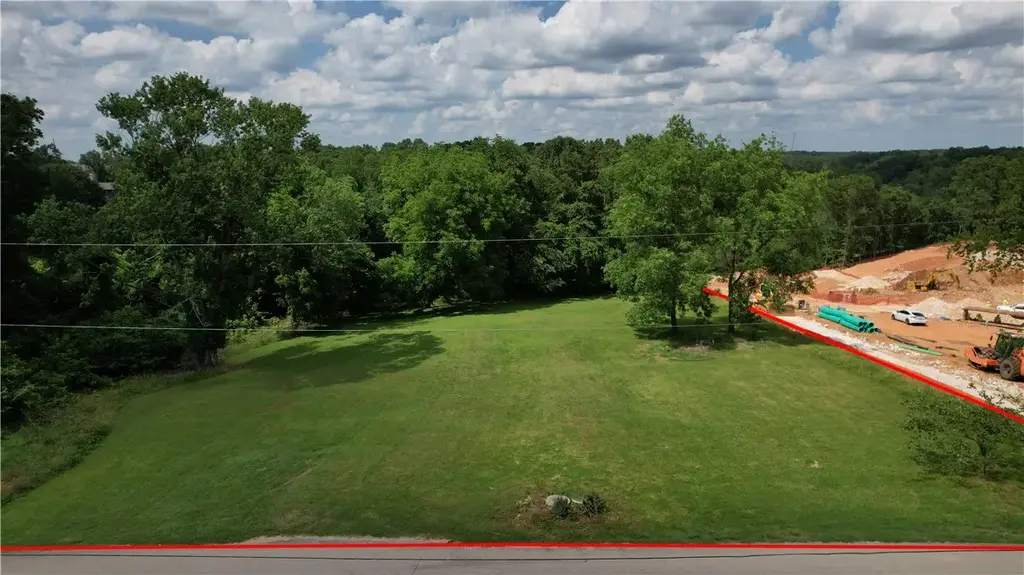 201 Valley, Bentonville