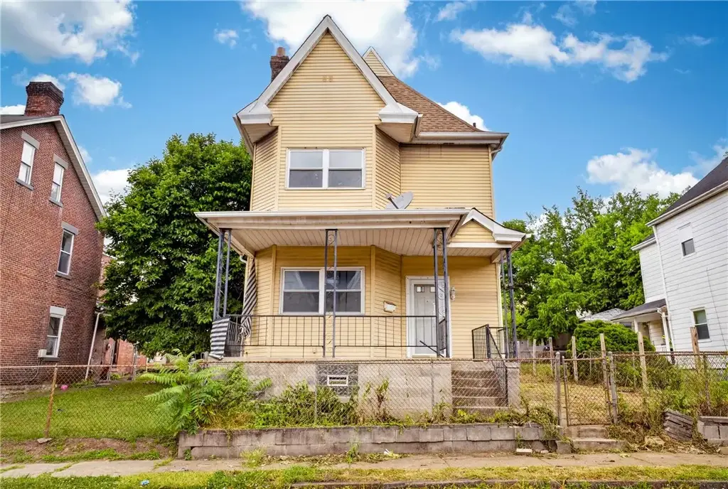 906 1st Street , McKees Rocks