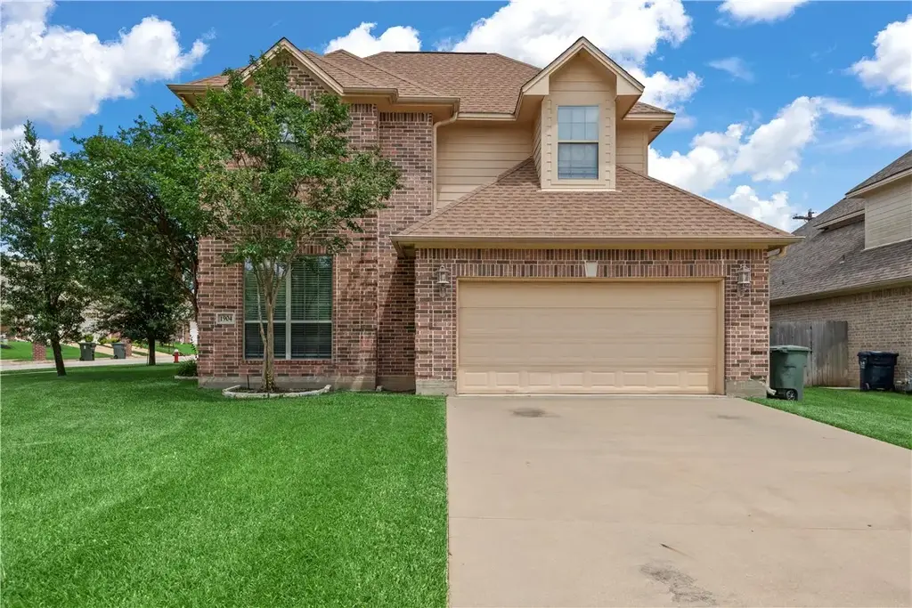 1904 Debbie Drive, Bryan