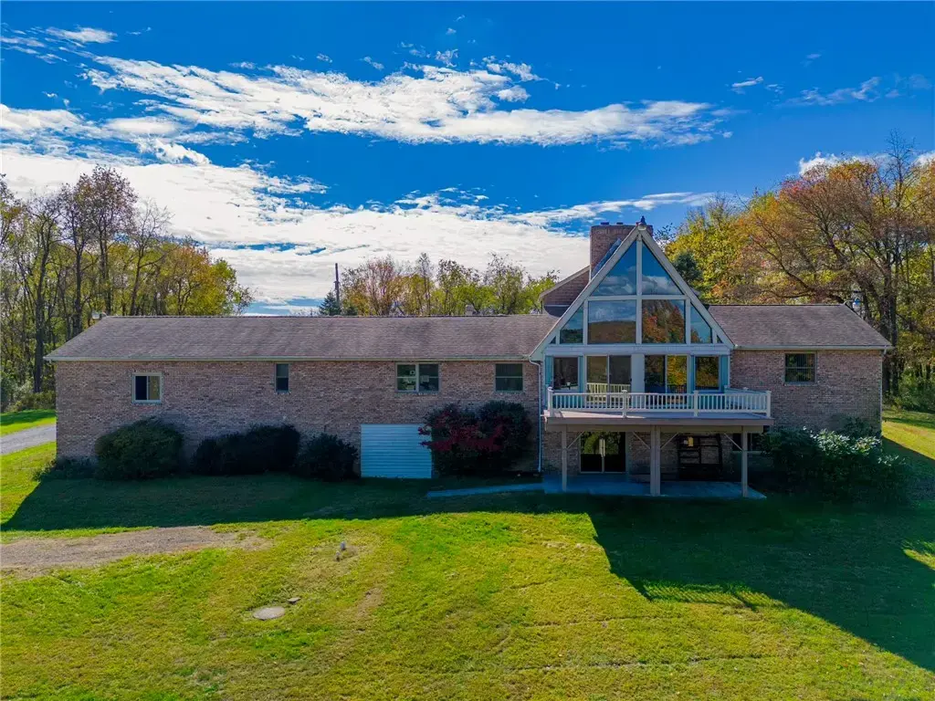 273 Fairview Road , Ohioville