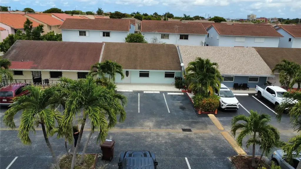 5227 W 24th Way 2-a, Hialeah
