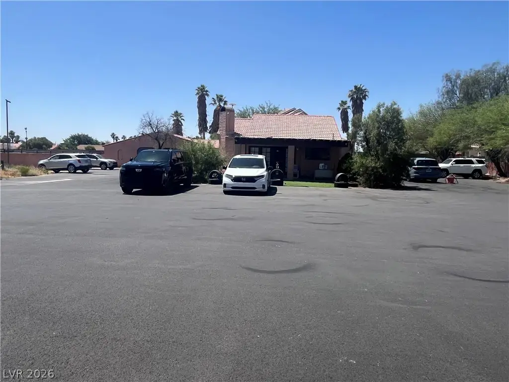 6265 W Russell Road, Las Vegas