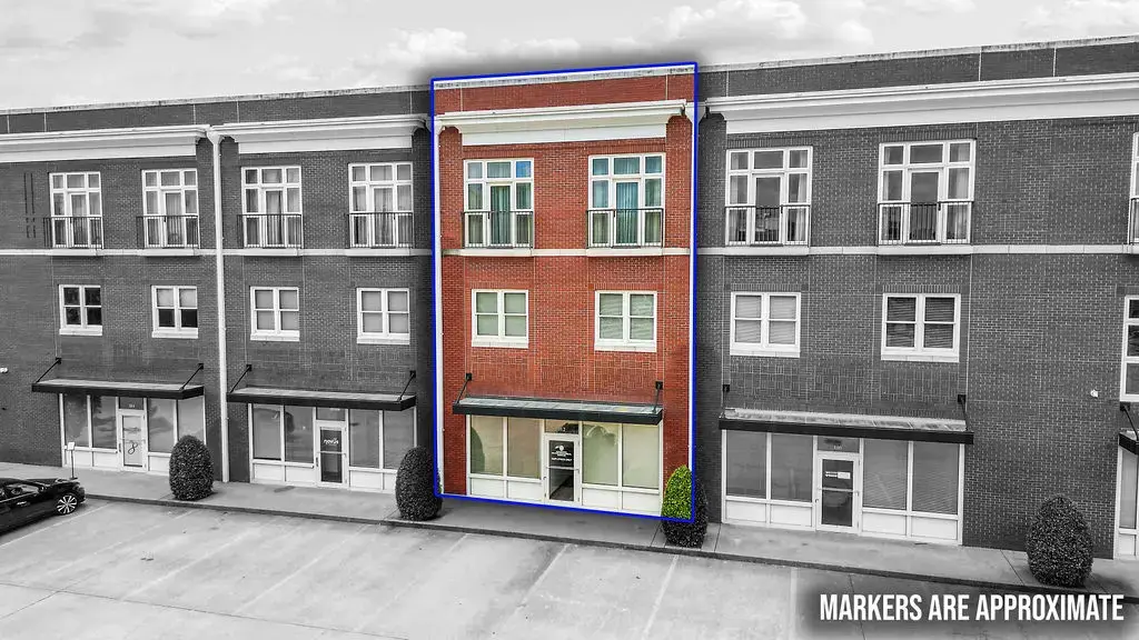 206 Sw 8th Street 112, Bentonville