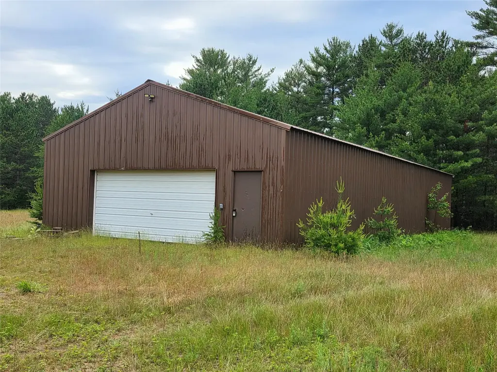 E19805 County Road Gg, Augusta