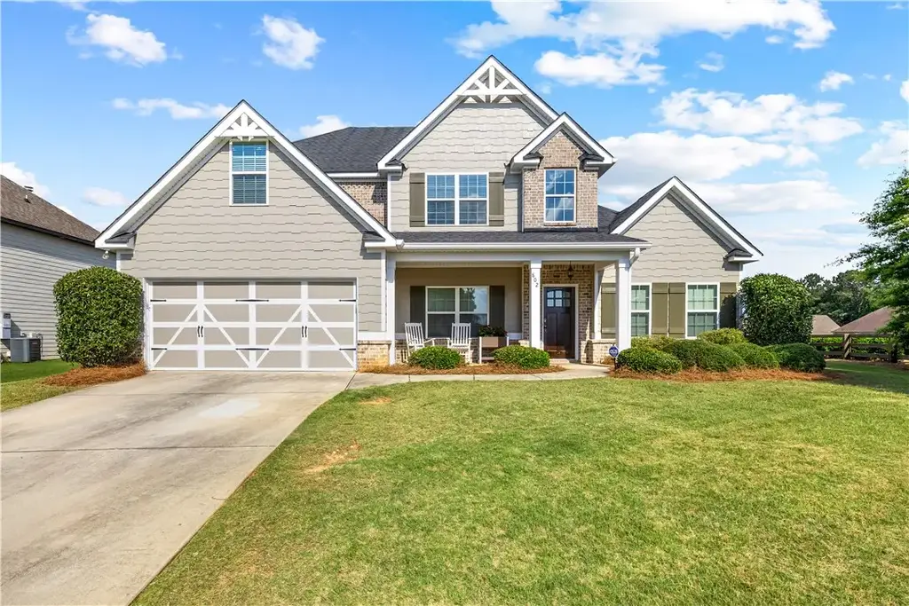 802 W Richland Cir, Auburn