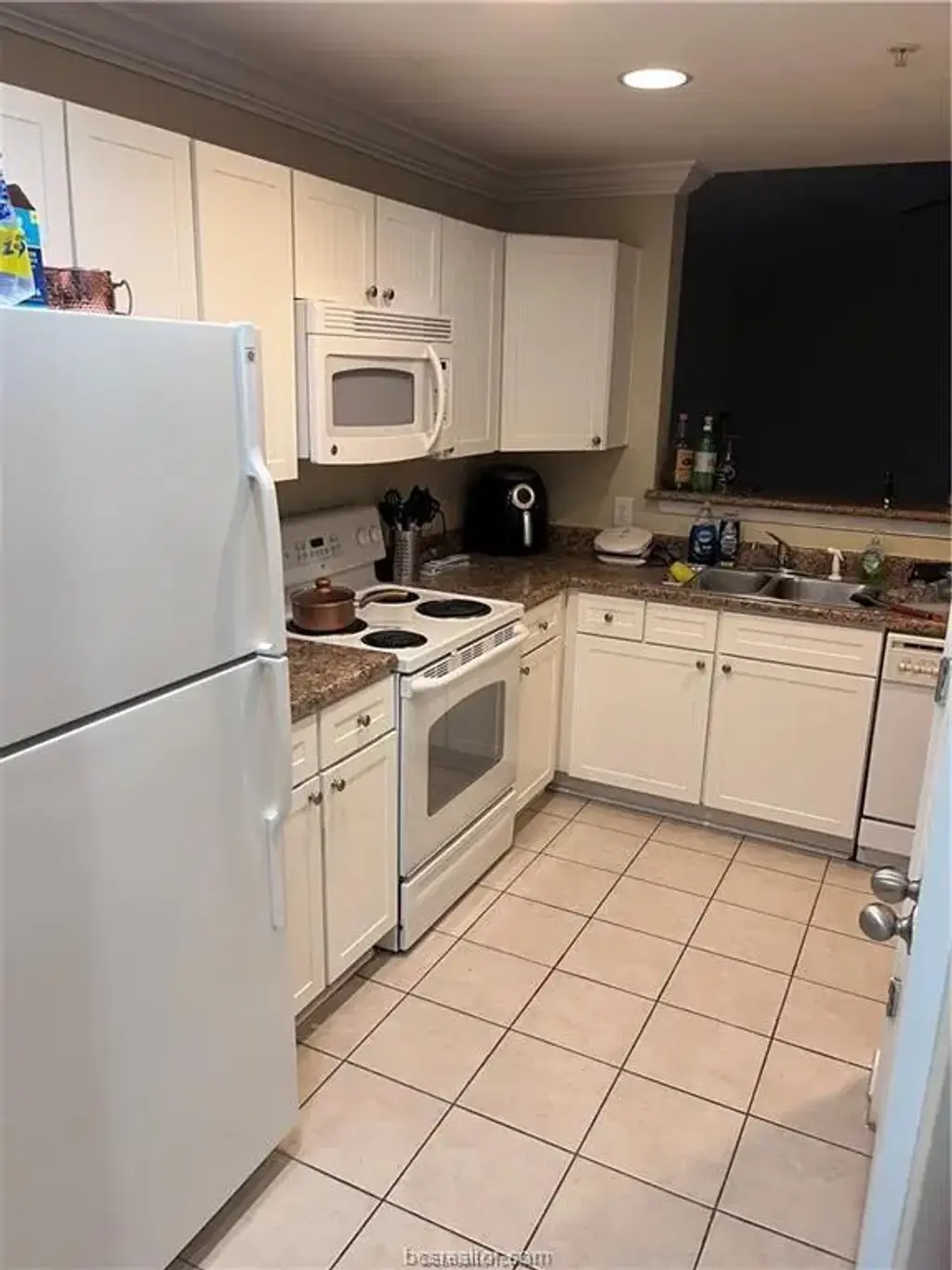 1725 Harvey Mitchell Parkway S 2233, College Station
