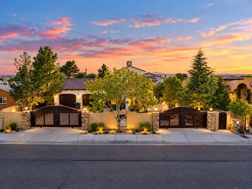 3723 Alamogordo Drive Nw, Albuquerque