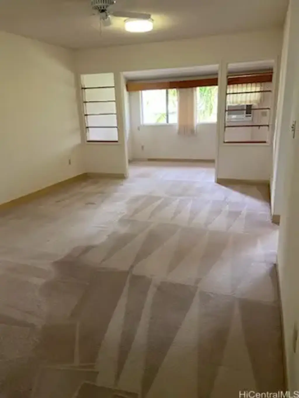 95-1050 Makaikai Street # 15b, Mililani