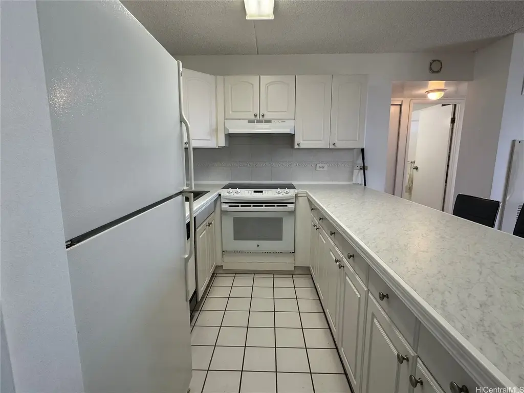 411 Hobron Lane # 2614, Honolulu