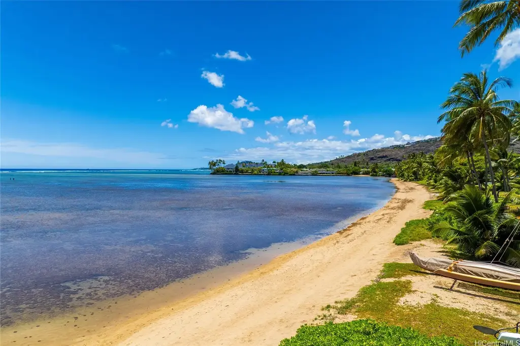 240 Paiko Drive, Honolulu