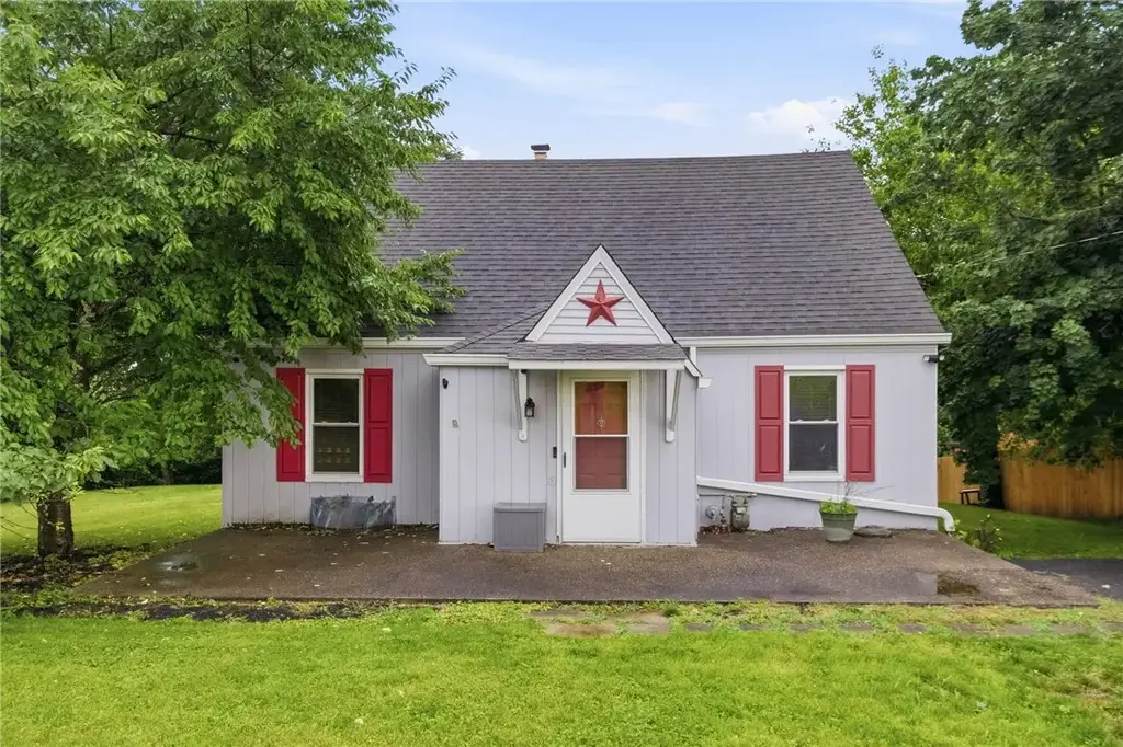 3236 Central Drive , South Park