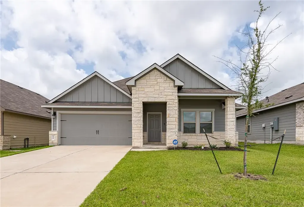 2166 Chief Street, Bryan