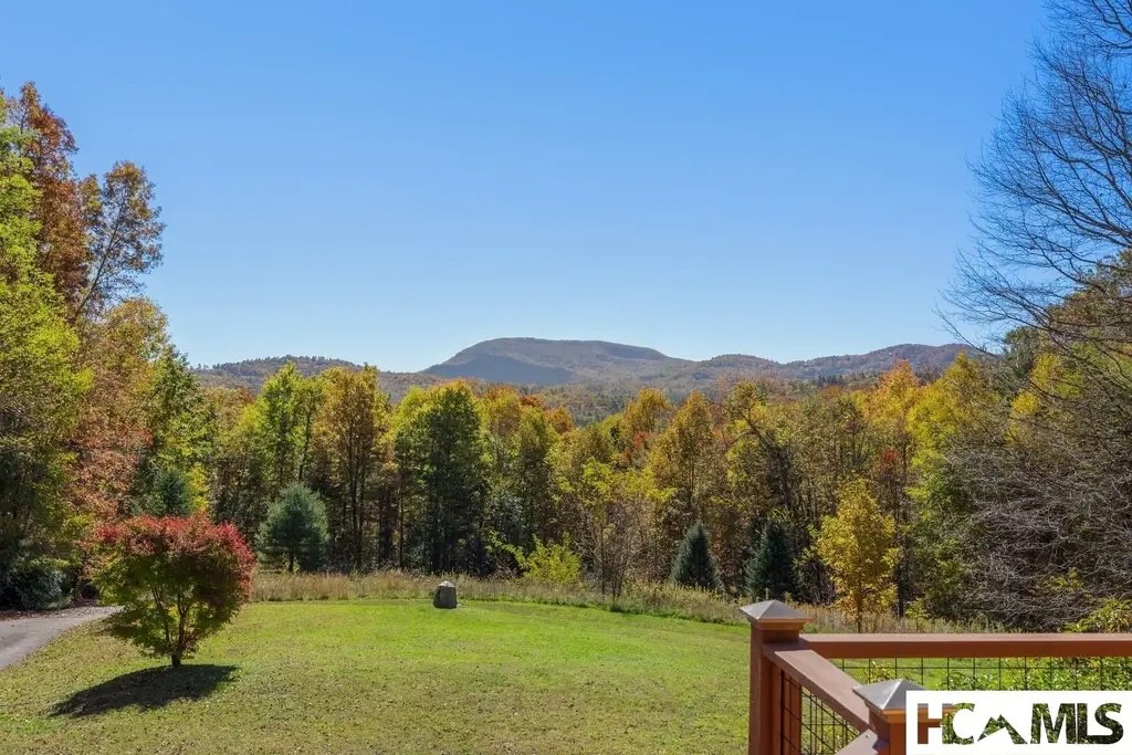 907 Yellow Mountain Road, Cashiers