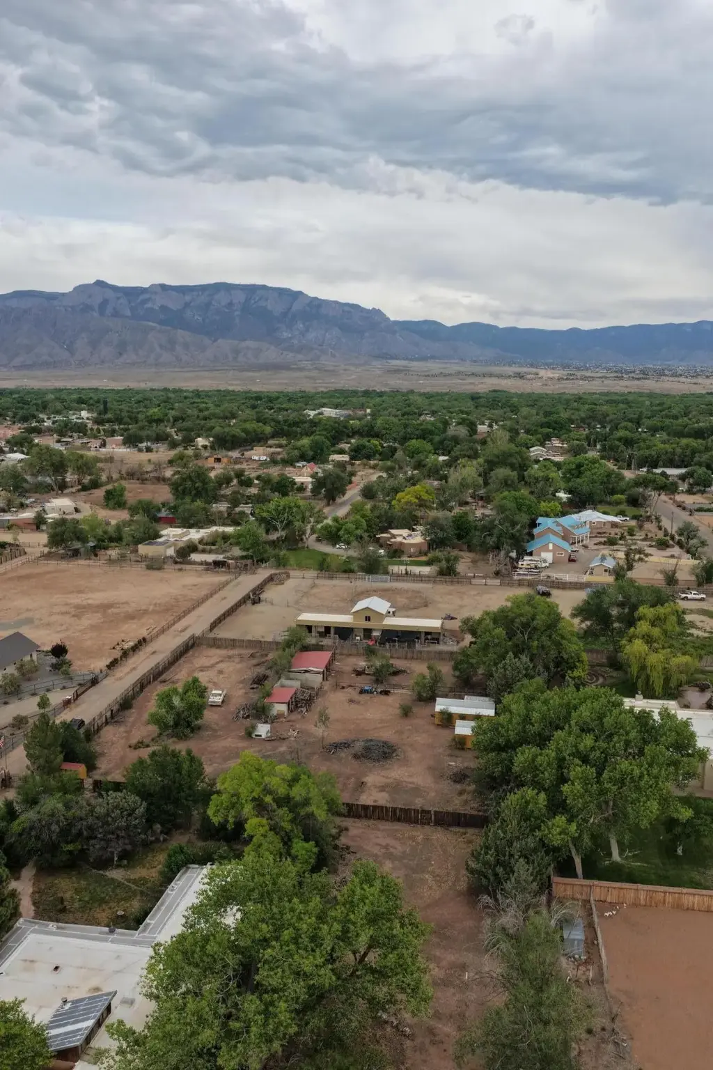 Reed Lane, Corrales
