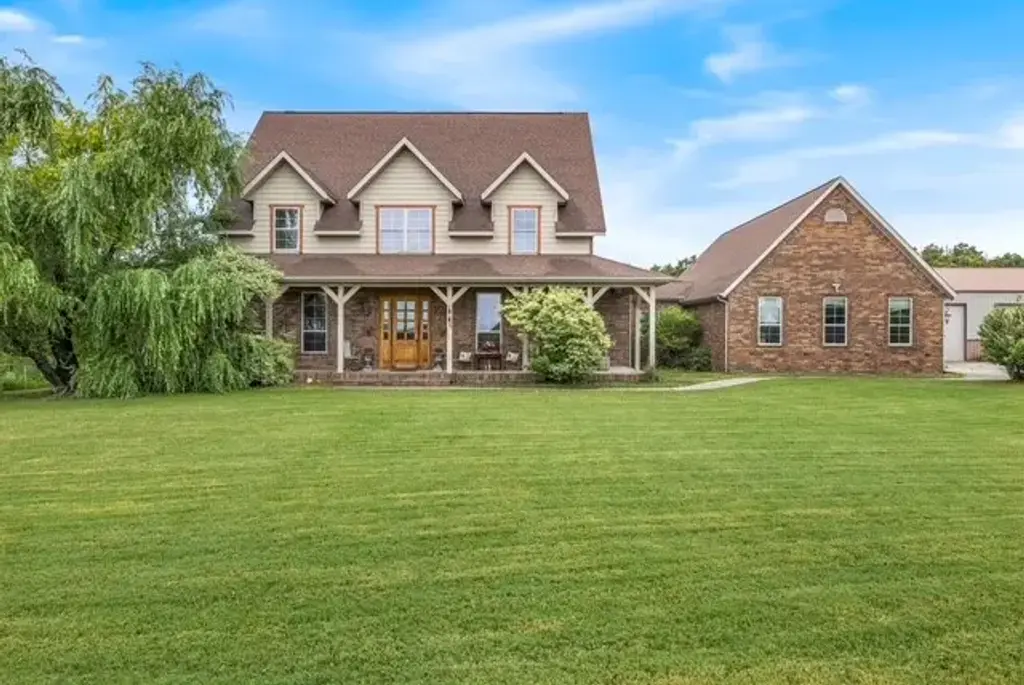 12713 Pleasant Valley Road, Gentry