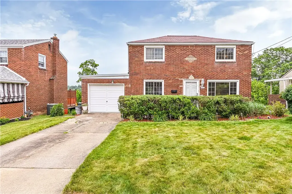 168 Carmella Drive , White Oak