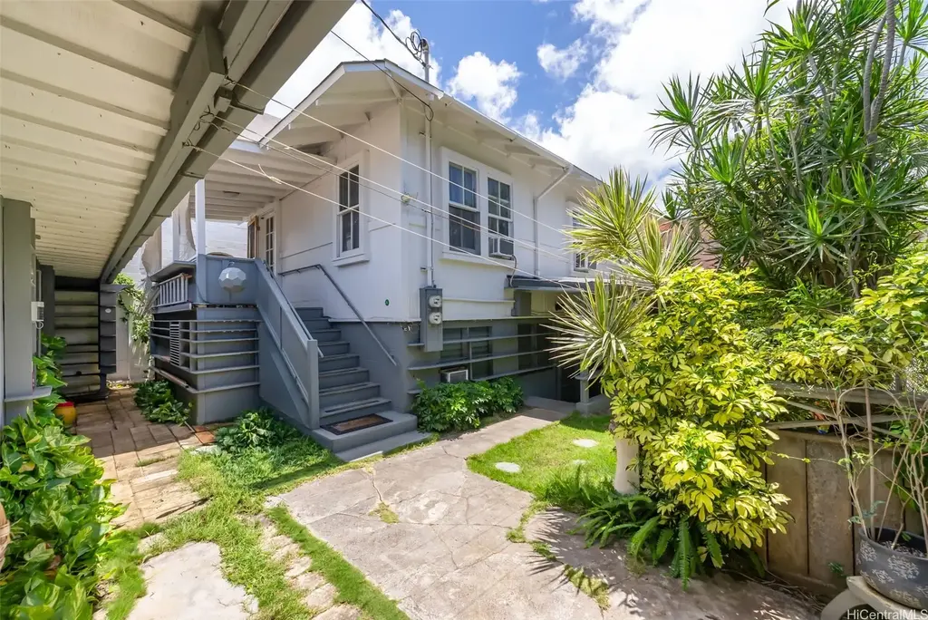 937 Coolidge Street, Honolulu