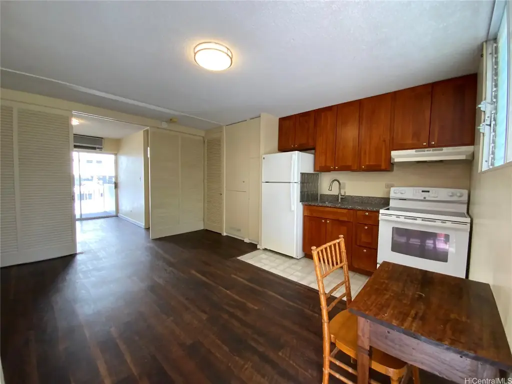 236 Liliuokalani Avenue # 202, Honolulu