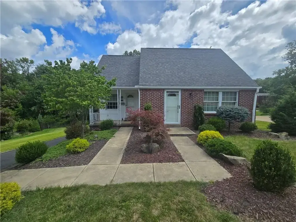 419 Parkridge Drive, Bethel Park