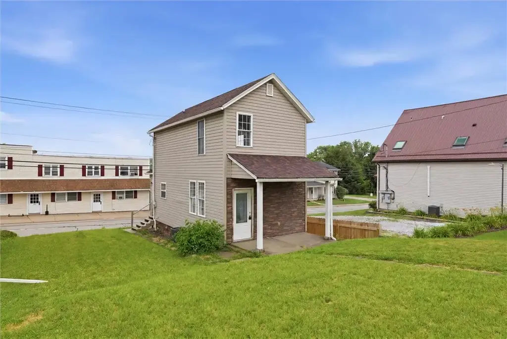 2212 Freeport Road, Harrison