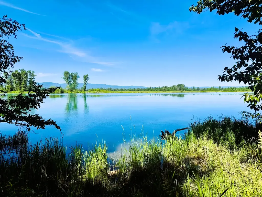 900 Riverside Road, Kalispell