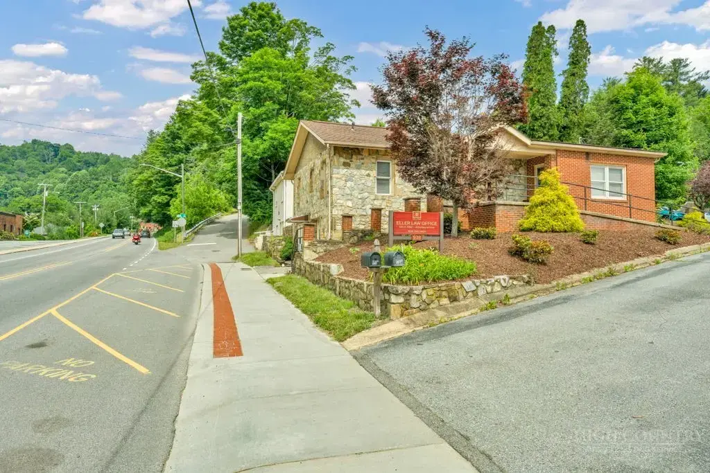 938 W King Street, Boone